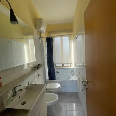 別荘 Flaminia Con Parcheggio Di Proprieta! ベヴァーニャ